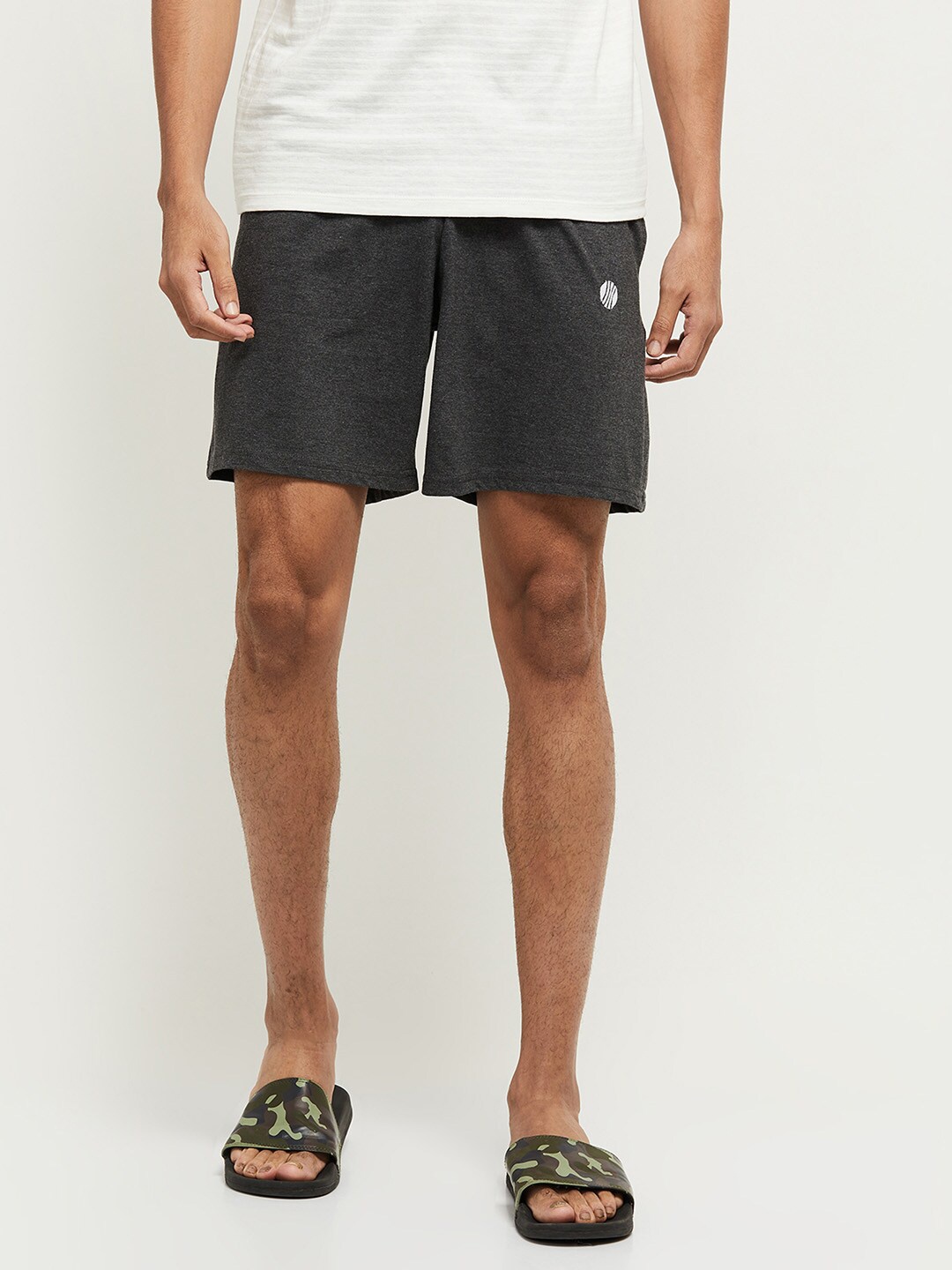 

max Men Charcoal Solid Lounge Shorts