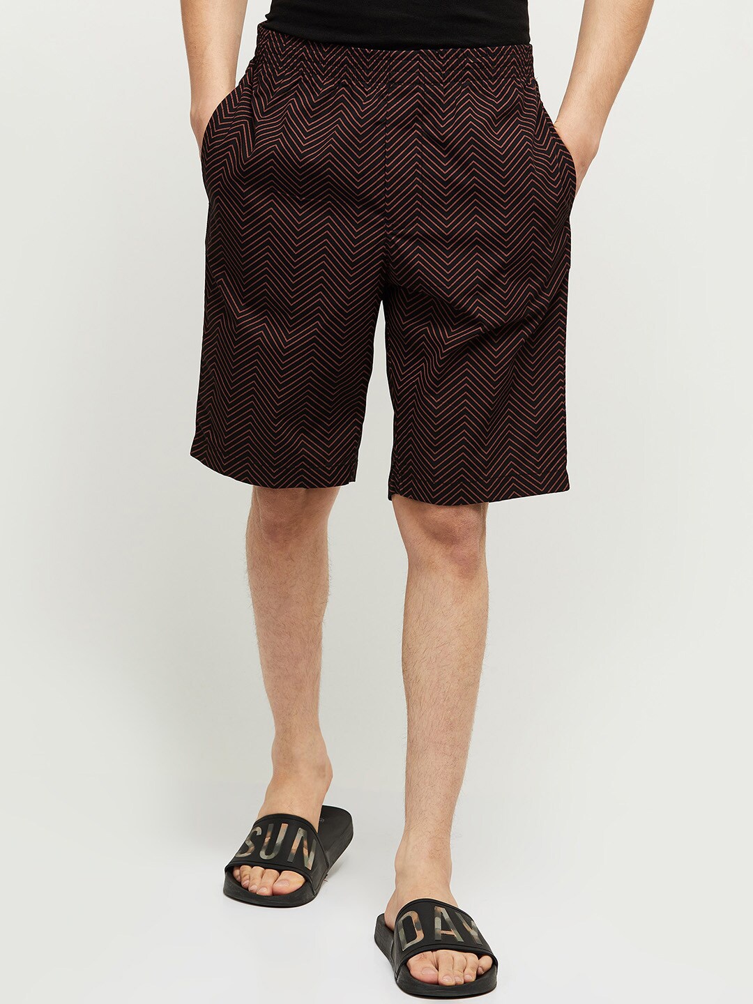 

max Men Black & Mustard Printed Cotton Lounge Shorts