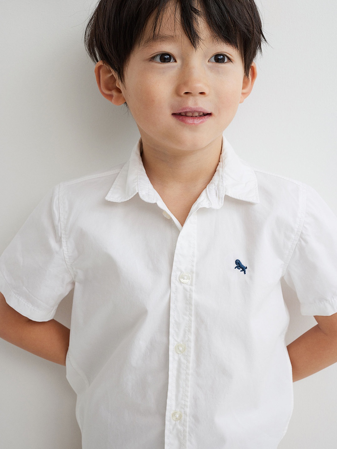 

H&M Boys White Regular Fit Cotton Shirt