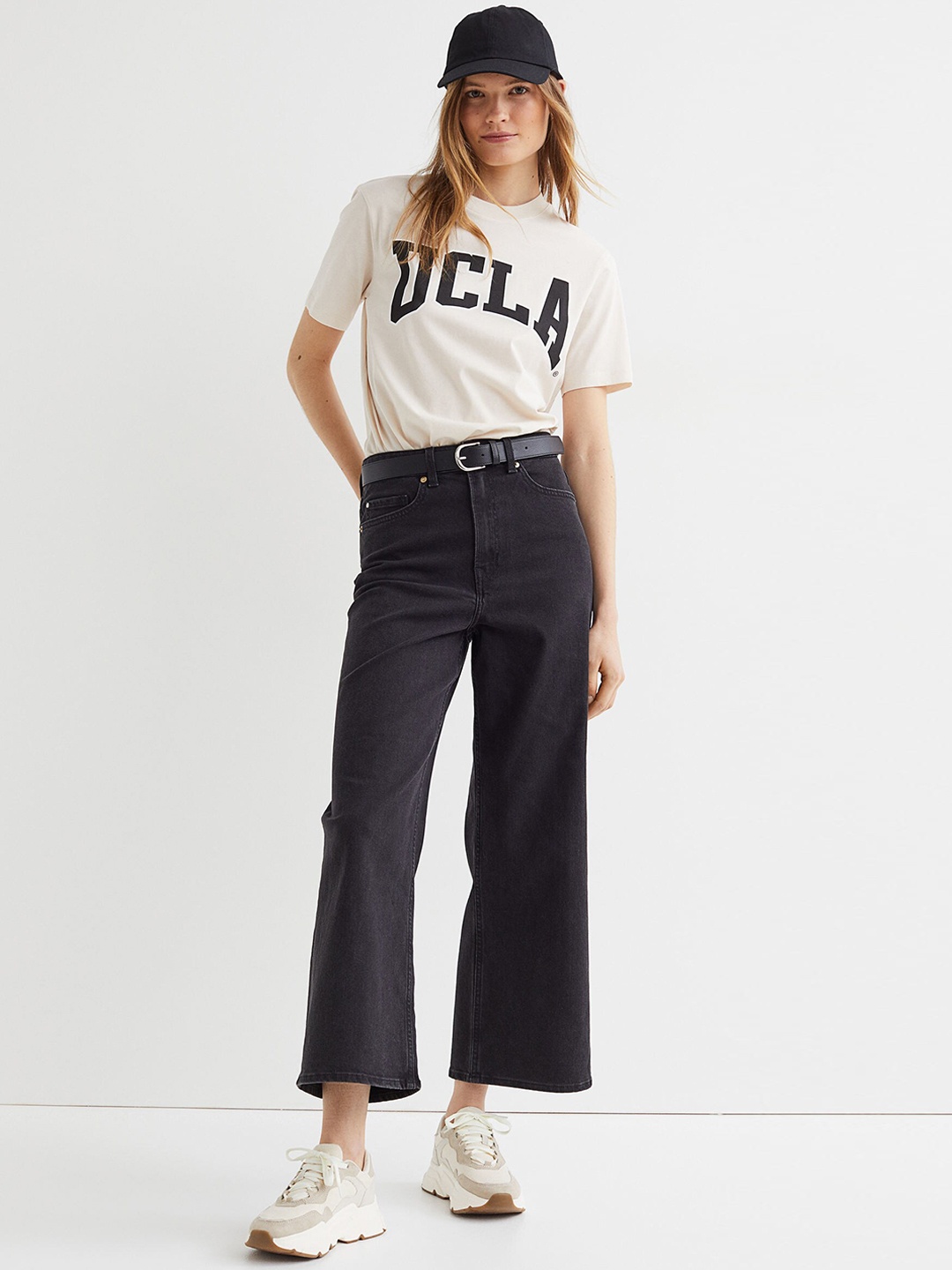 

H&M Women Black Solid Wide High Ankle Jeans