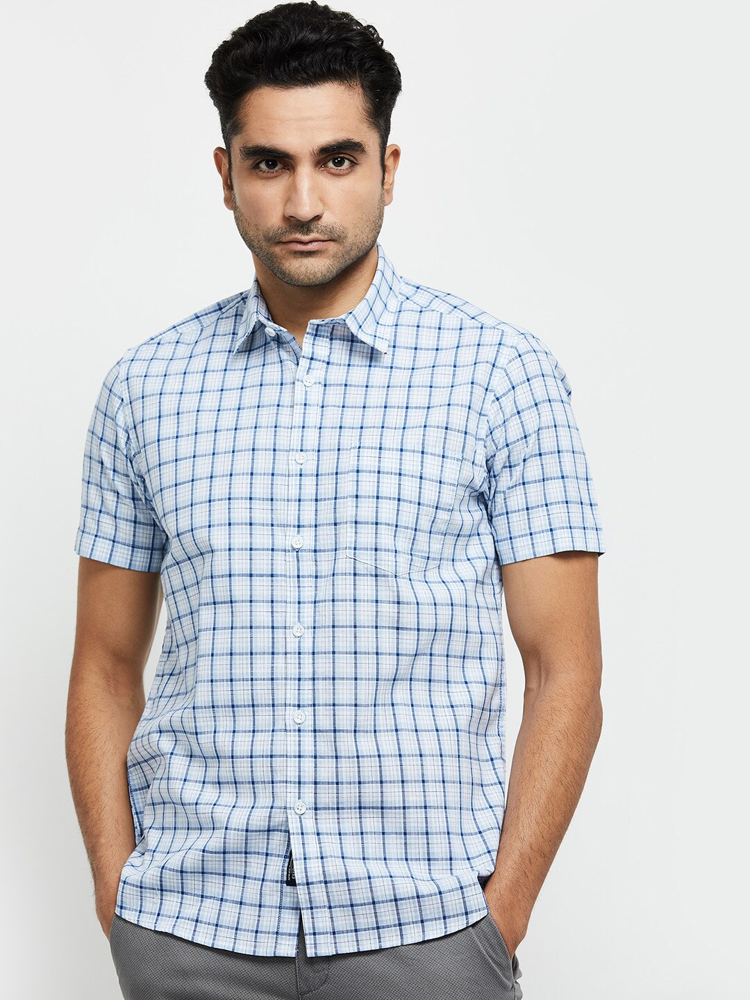 

max Men Blue Checked Cotton Casual Shirt