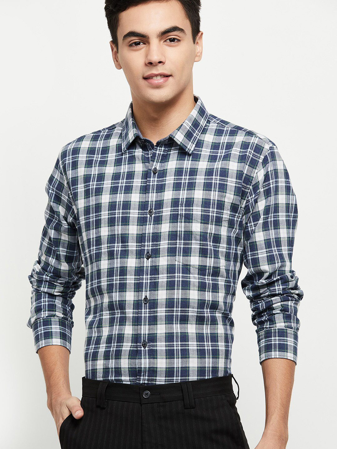 

max Men Navy Blue Tartan Checked Cotton Casual Shirt