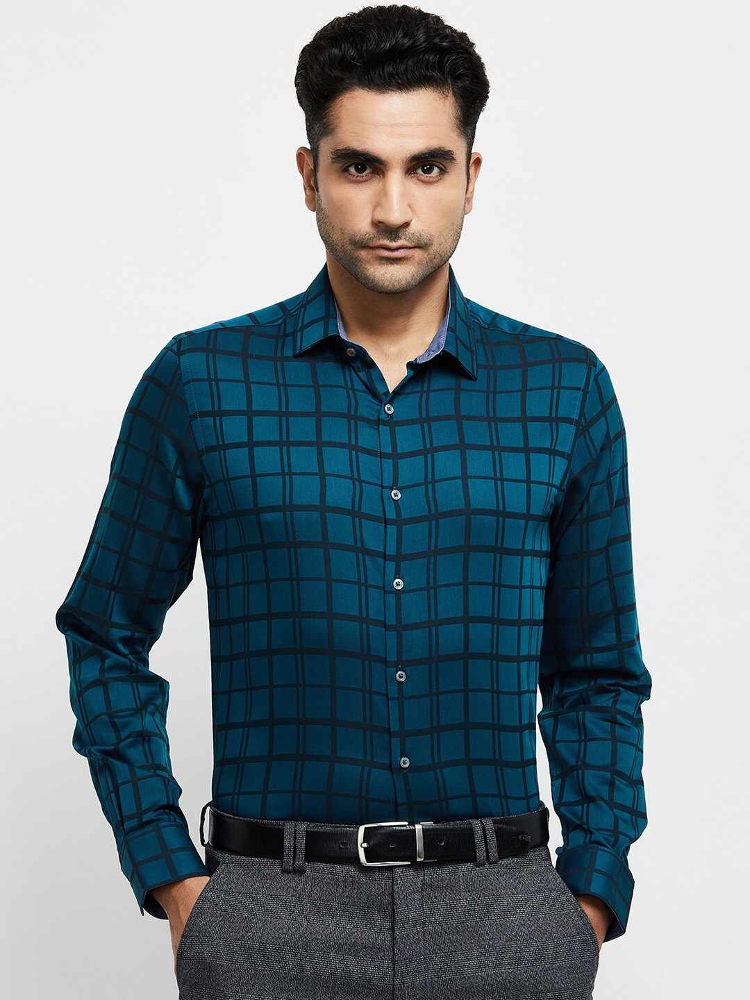 

max Men Blue & Black Cotton Windowpane Checked Formal Shirt