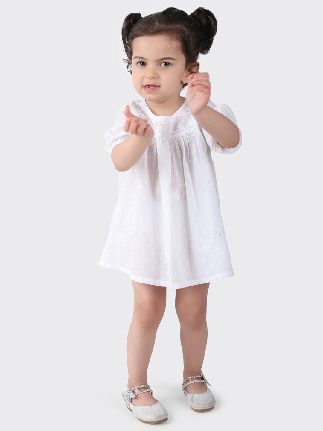 

Fabindia Girls White Ethnic Motifs Embroidered A-Line Dress