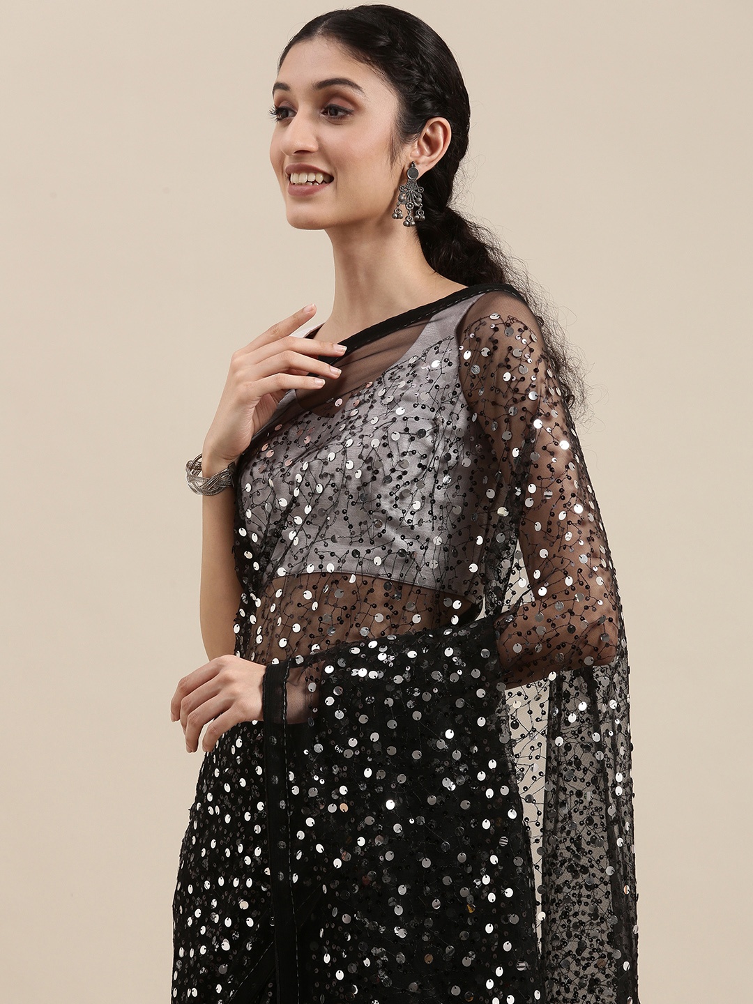 

VASTRANAND Black Embellished Sequinned Net Saree