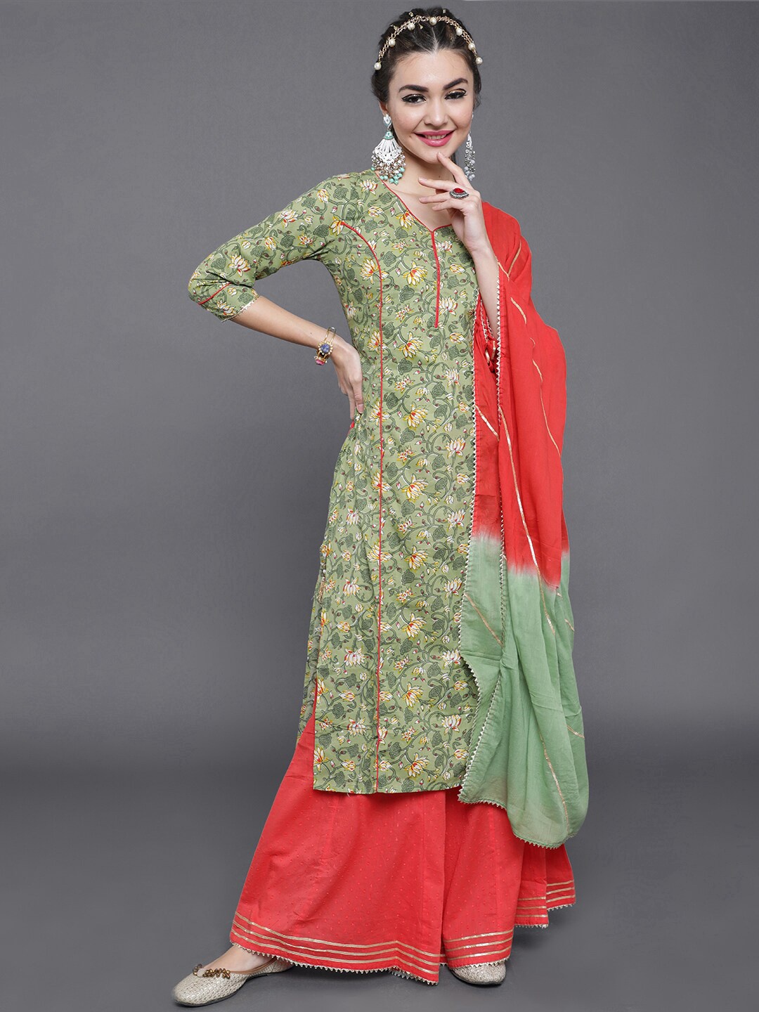 

saubhagya Women Green Floral Printed Panelled Gotta Patti Pure Cotton Kurta with Palazzos & With Dupatta