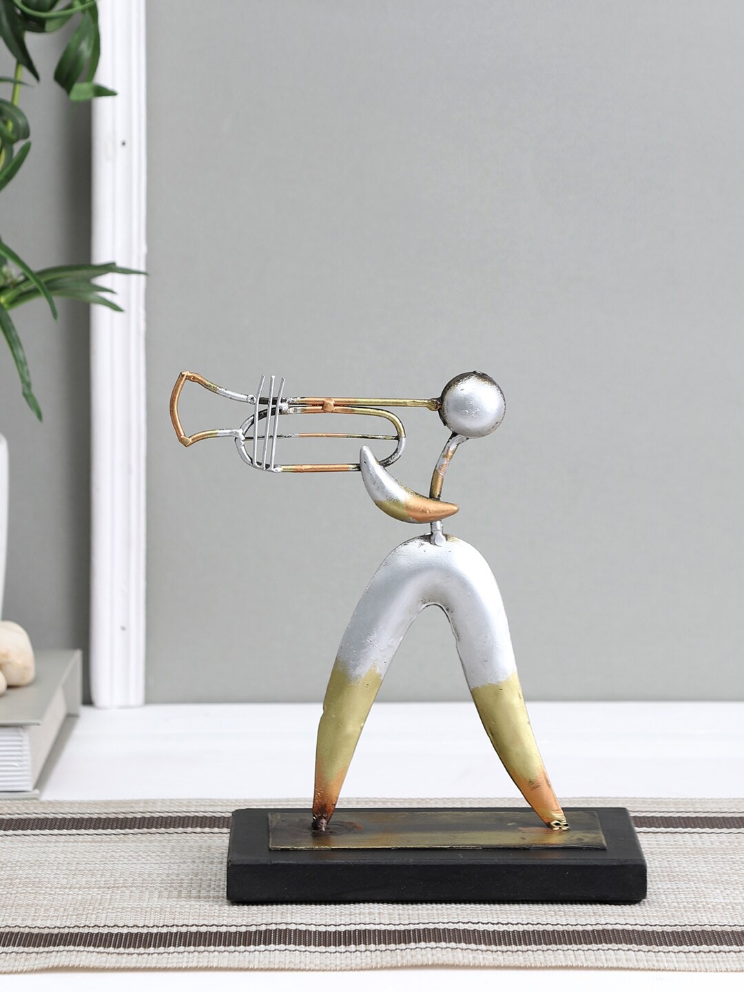 Aapno Rajasthan Gold & Silver- Toned Abstract Showpieces