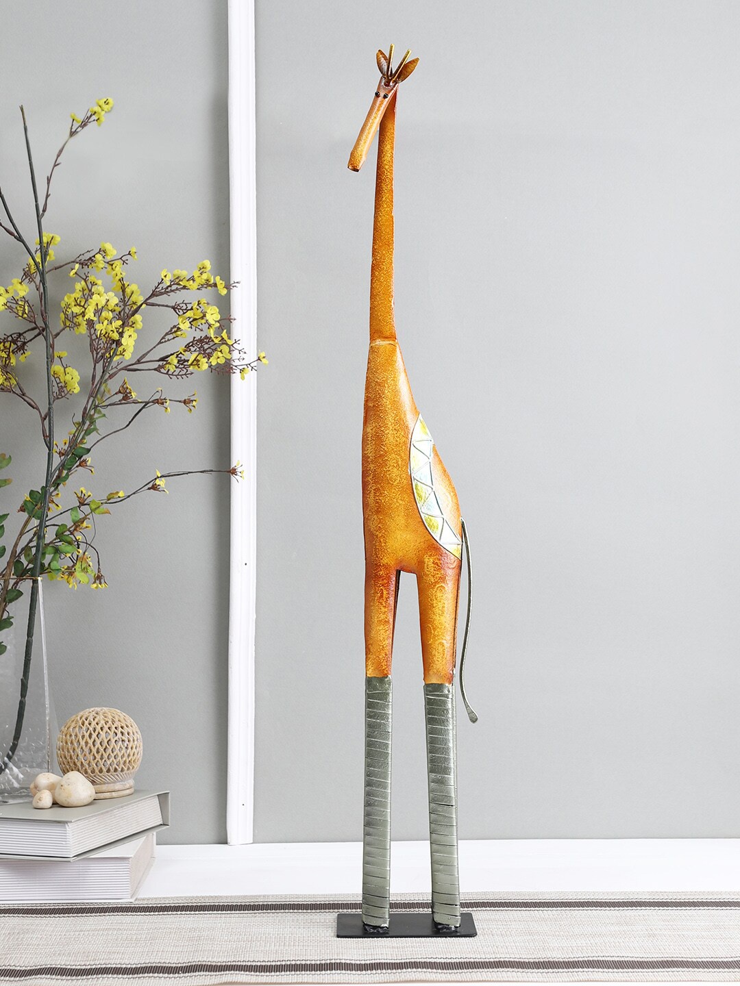

Aapno Rajasthan Brown Rheumatic Giraffe Showpieces