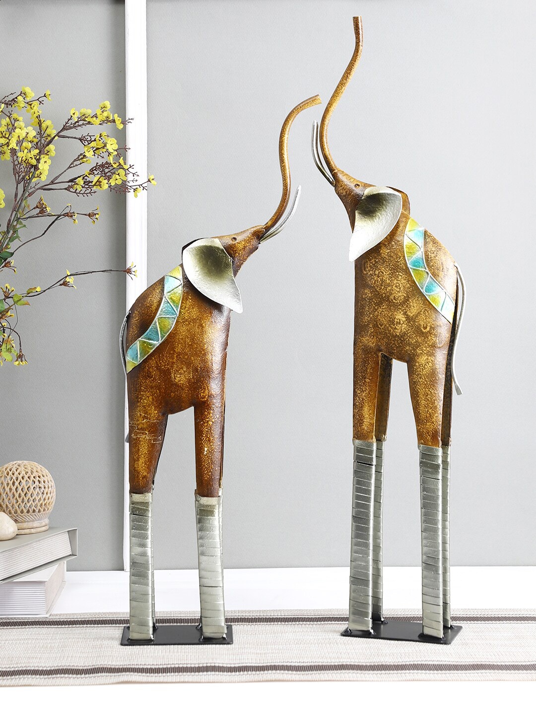 

Aapno Rajasthan Set Of 2 Brown & Silver-Toned Elephant Showpiece