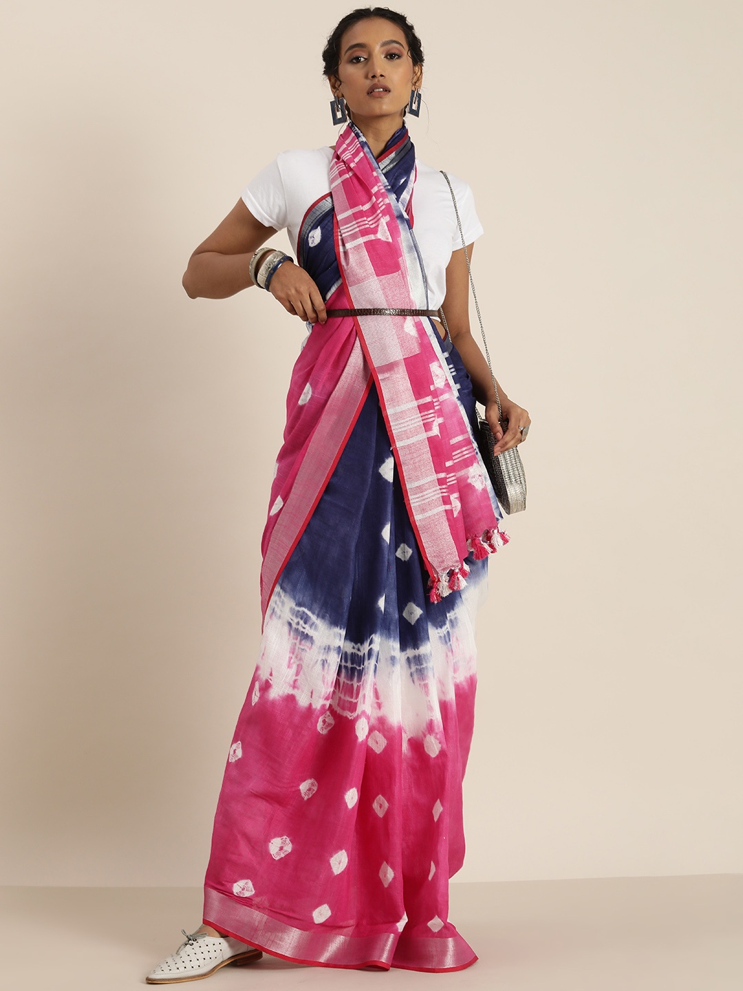 

Taavi Navy Blue & Pink Tie and Dye Bandhani Saree