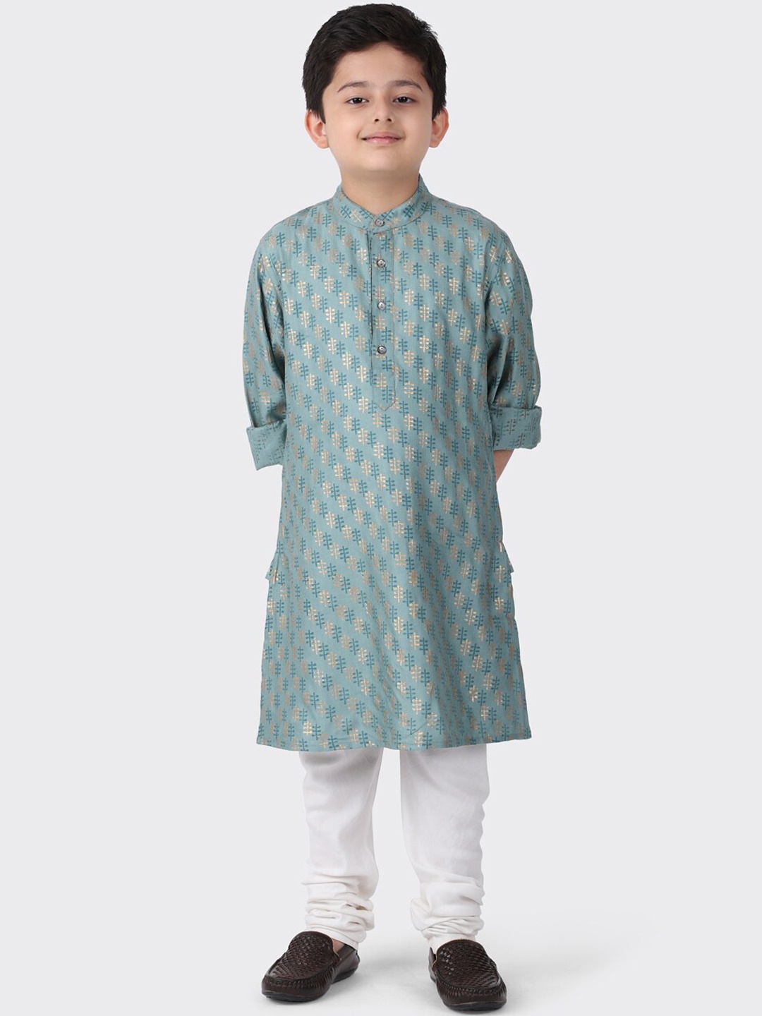 

Fabindia Boys Grey Geometric Striped Gotta Patti Cotton Kurta