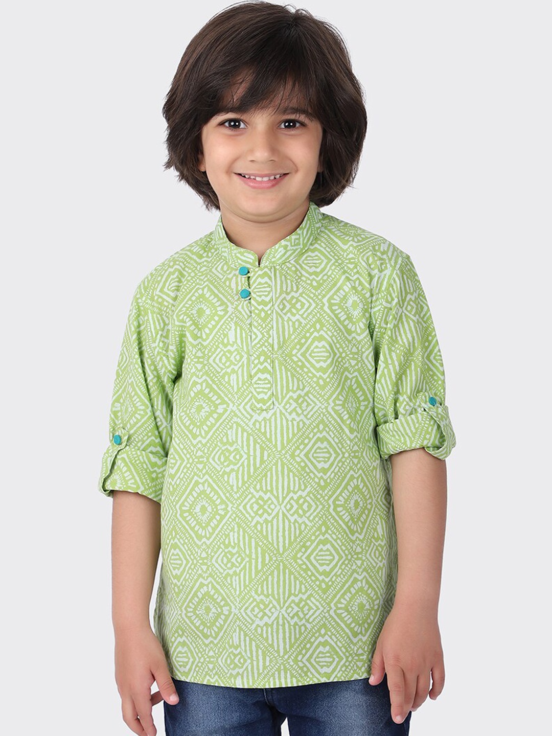 

Fabindia Boys Green & White Ethnic Motifs Cotton Kurta