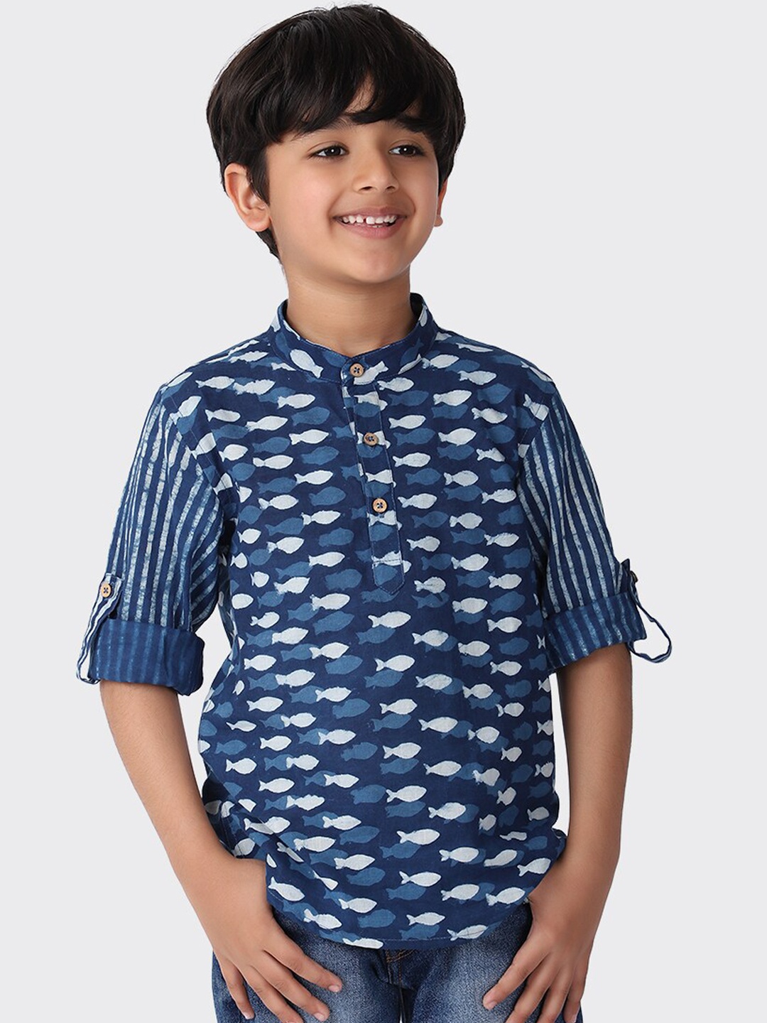

Fabindia Boys Navy Blue Printed Cotton Pathani Kurta