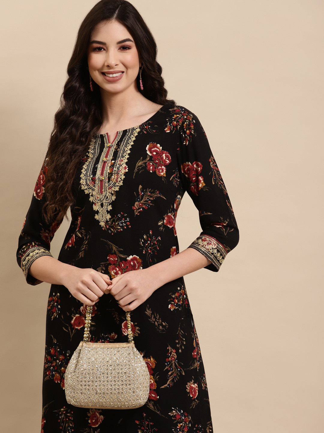 

RANGMAYEE Women Black & Red Floral Printed Kurta