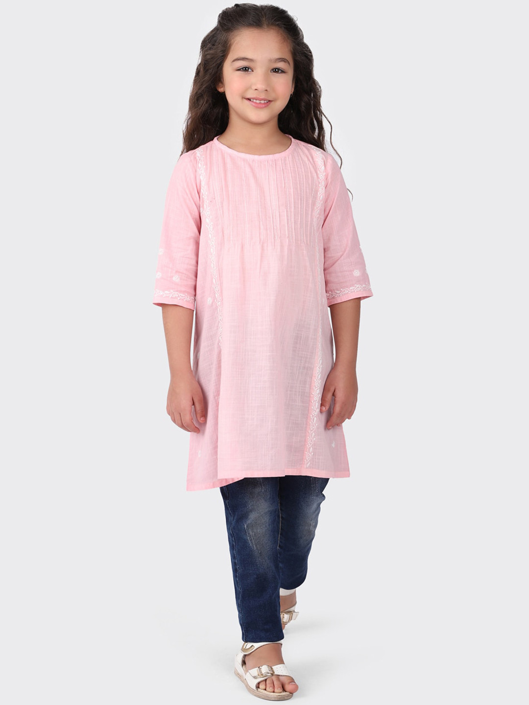 

Fabindia Girls Pink Embroidered Cotton A-line Kurta