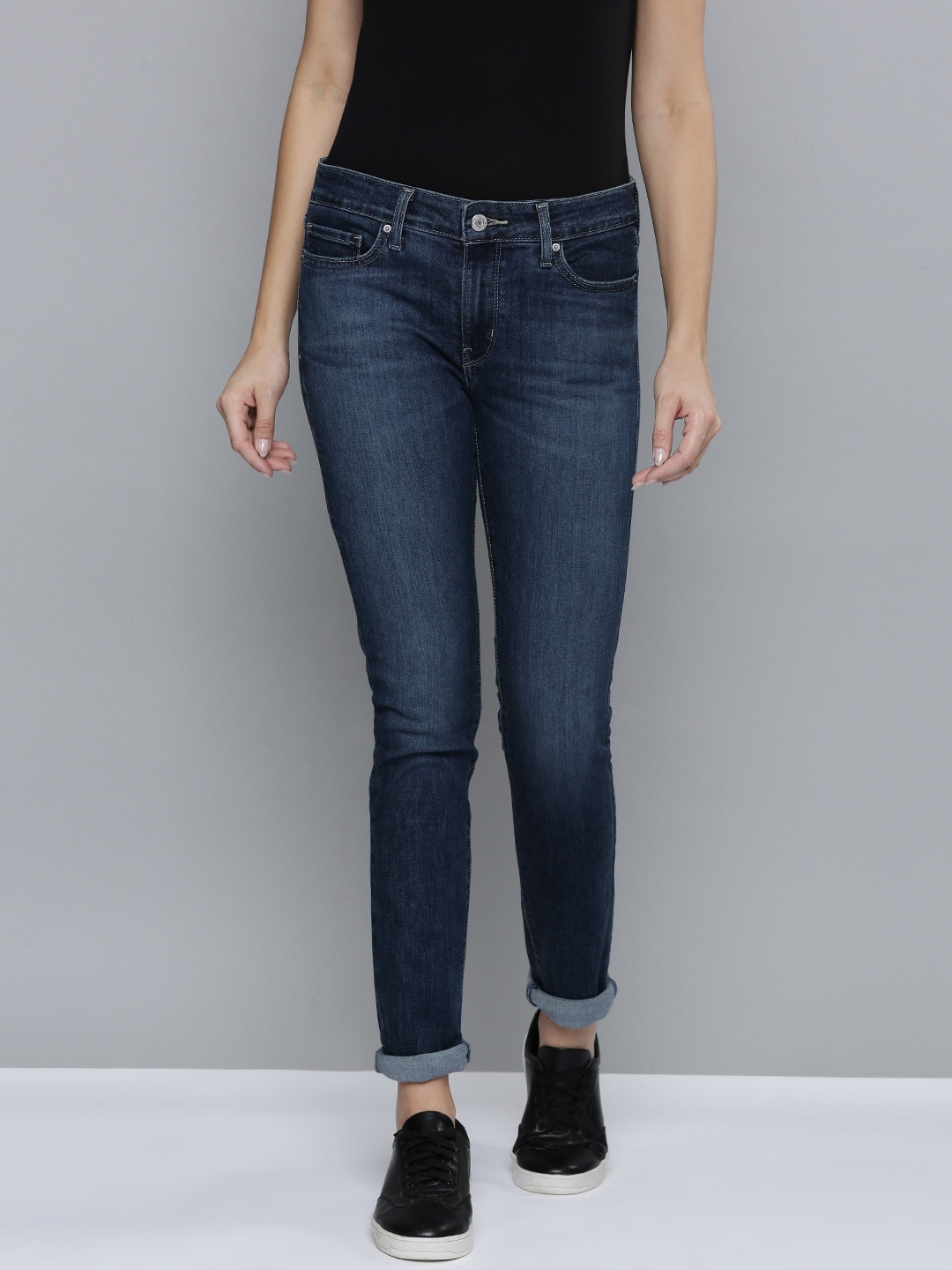 

Levis Women Dark Indigo Skinny Fit Light Fade Stretchable Casual Jeans, Blue