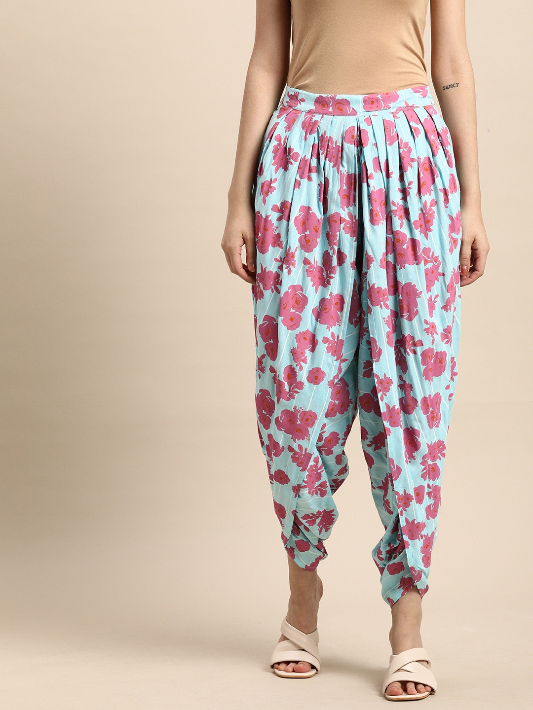 

Anouk Women Aqua Blue & Magenta Pink Floral Print Pleated Ankle Length Dhoti Pants