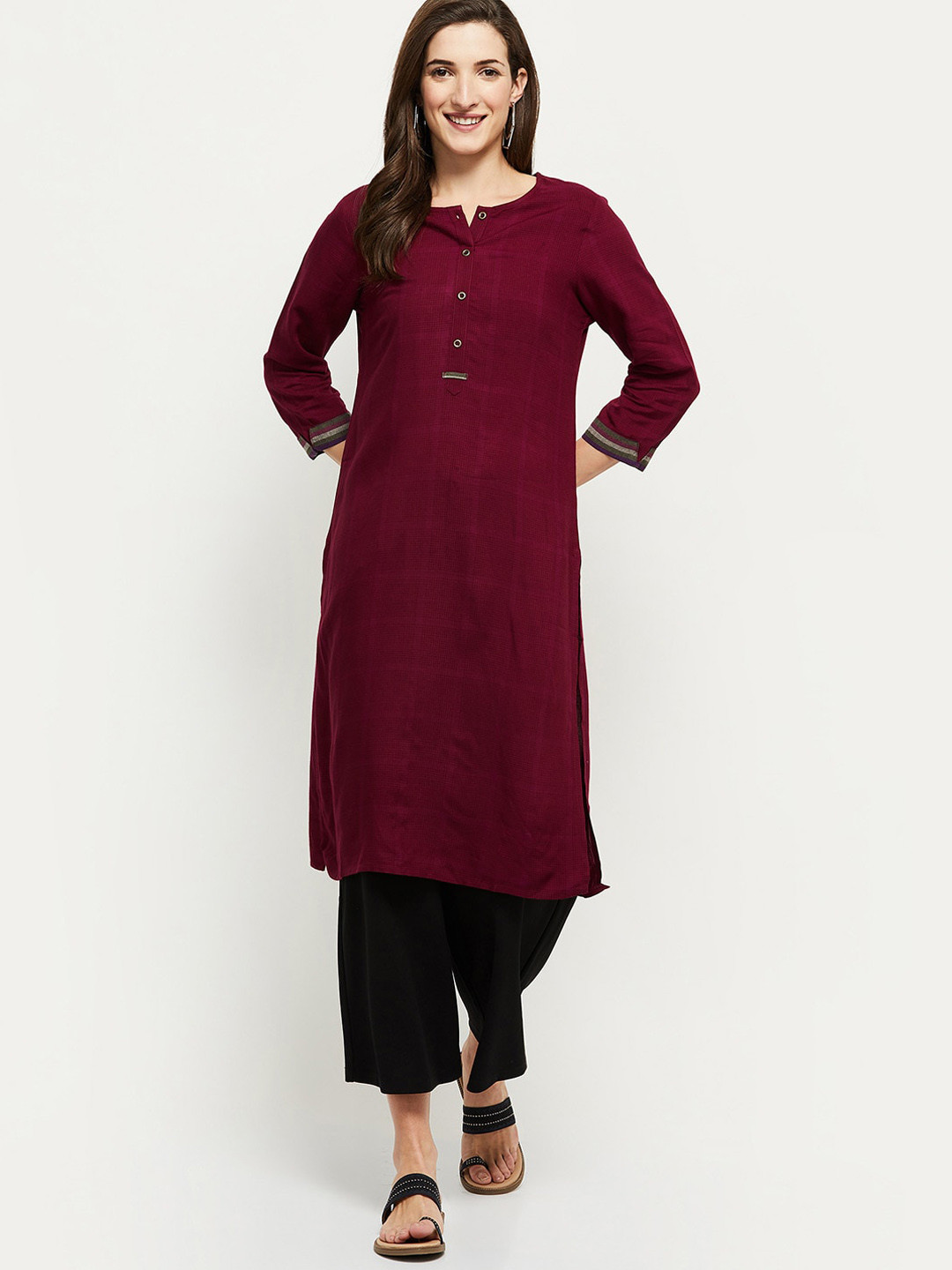 

max Women Maroon Checked Kurta