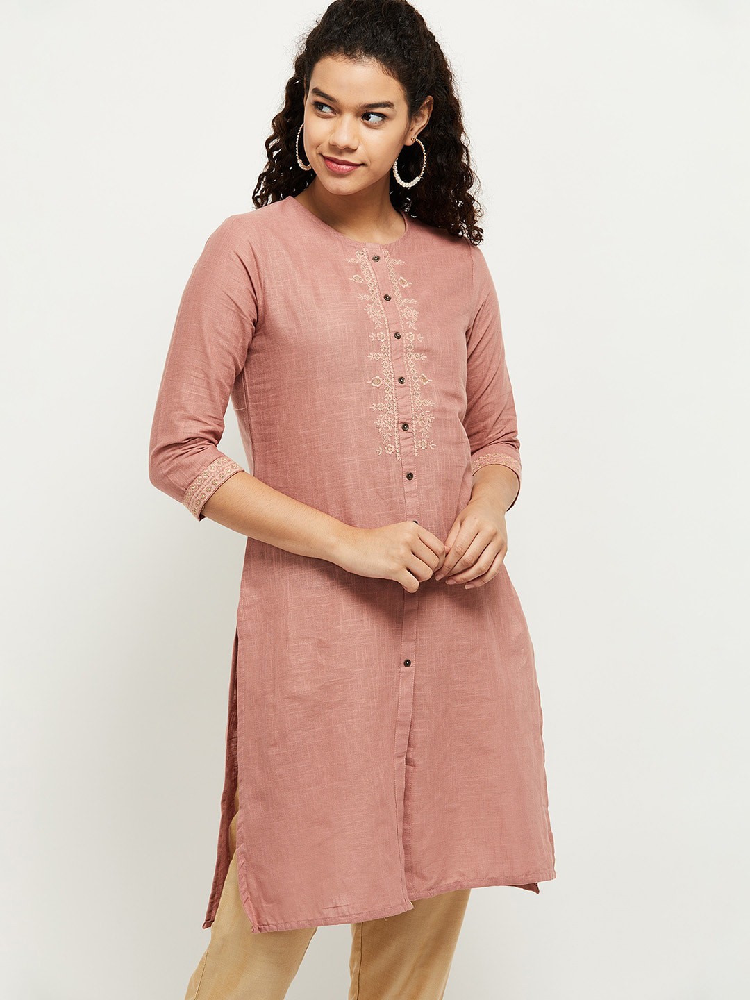 

max Women Pink Thread Work Kurta