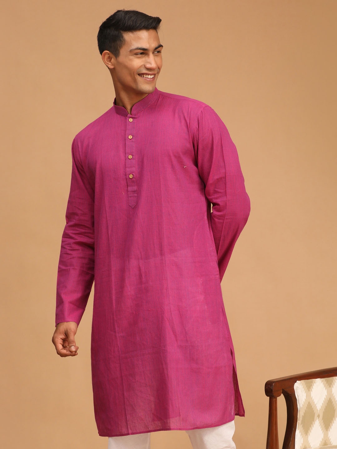

SHVAAS by VASTRAMAY Men Purple Striped Pure Cotton Sustainable Kurta