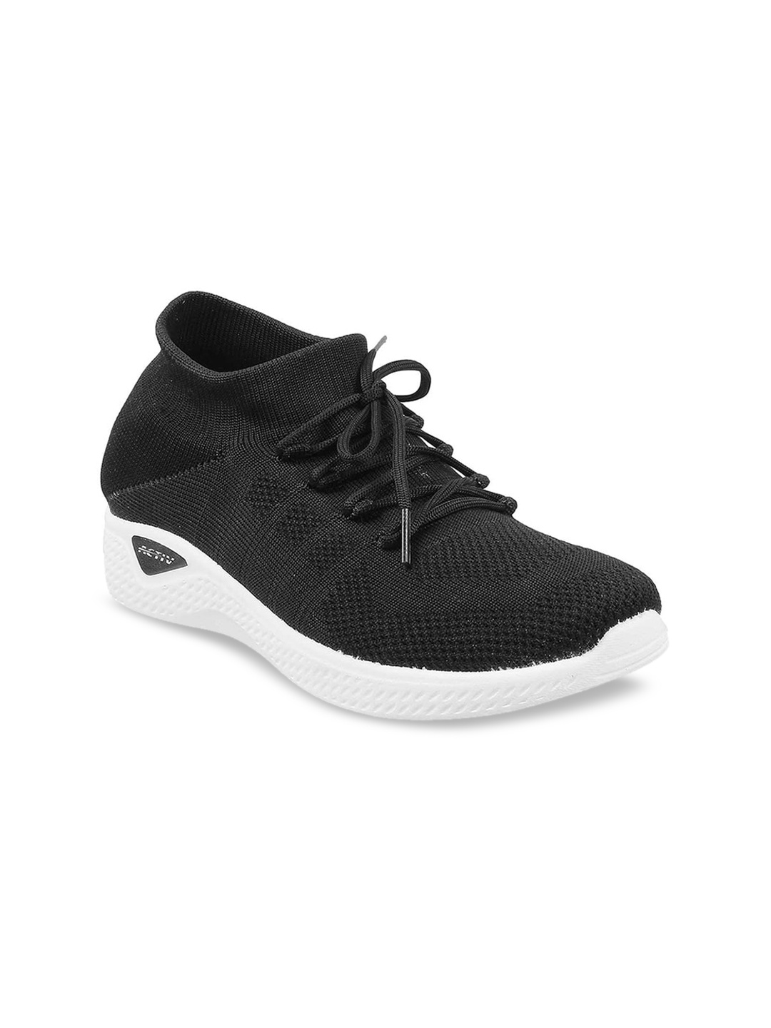 

WALKWAY by Metro Women Black Slip-On Sneakers