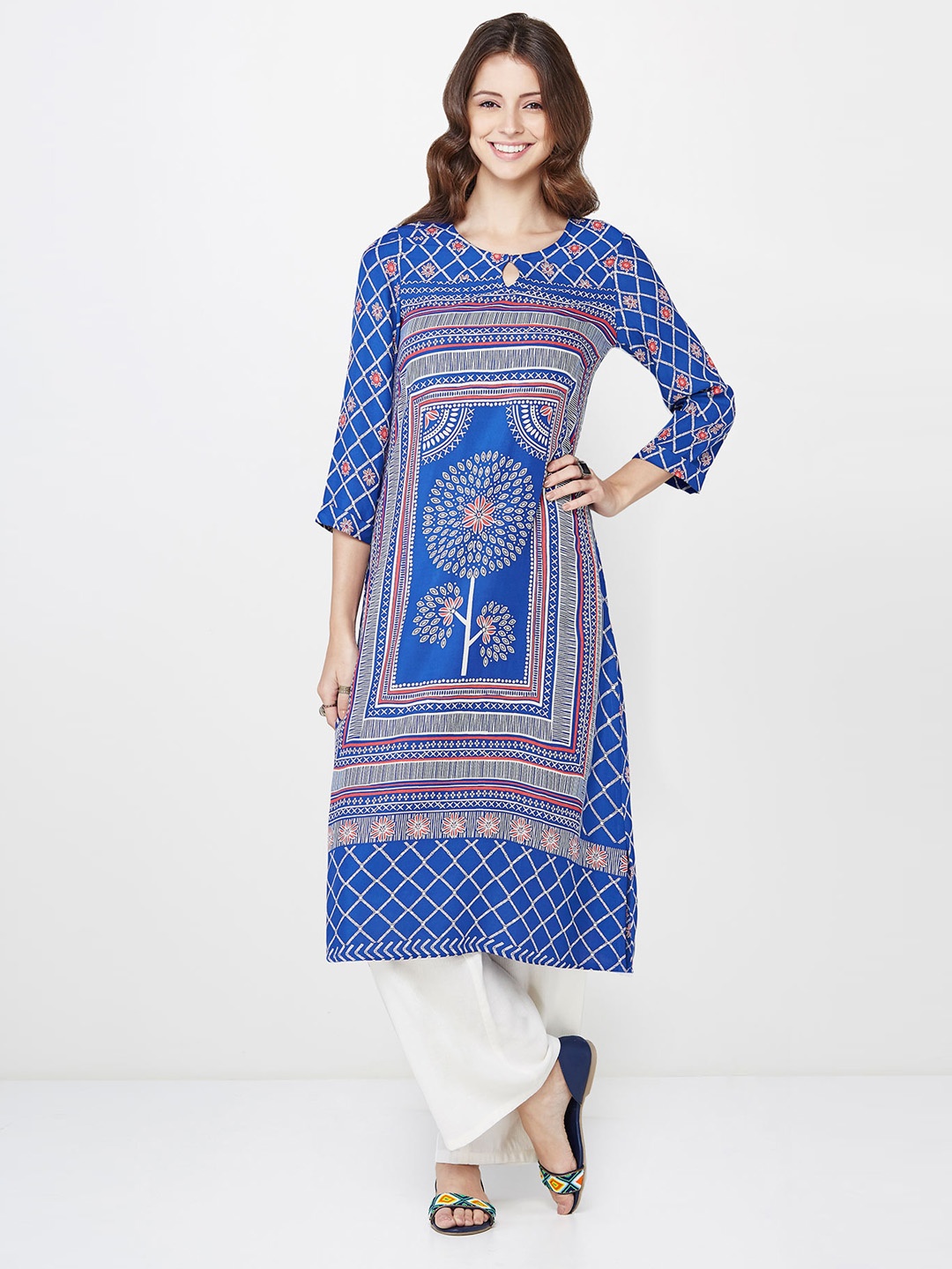 

Global Desi Women Blue Printed Straight Kurta