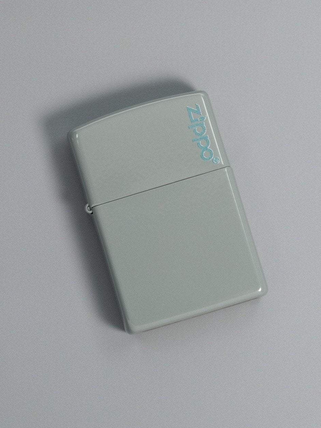 

Zippo Grey Zippo Logo Classic Flat Pocket Lighter