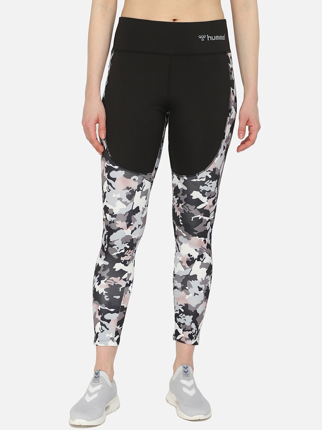 

hummel Women Black & Grey Camouflage Printed High-Rise Training Tights