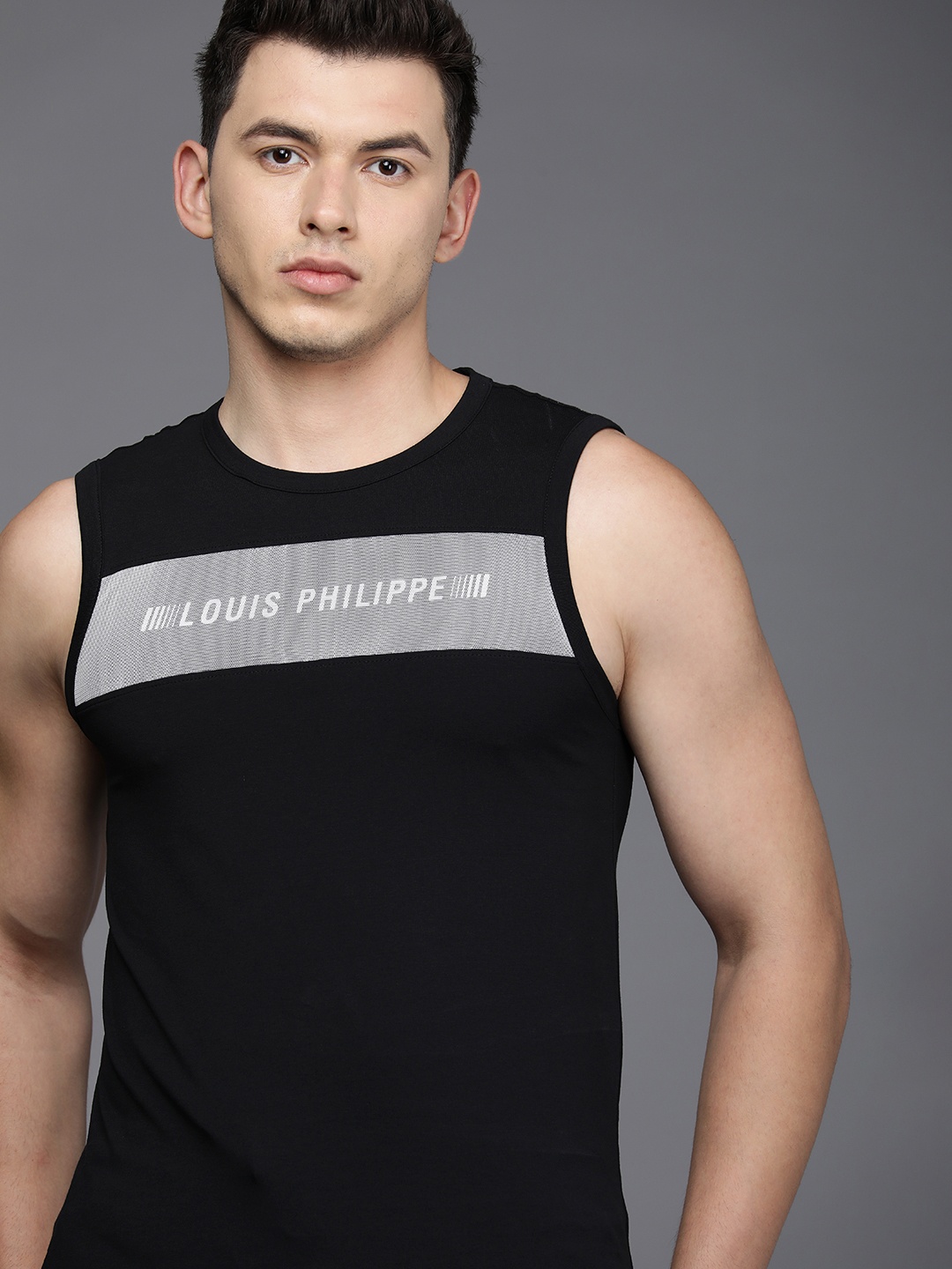 

Louis Philippe ATHPLAY Men Black & White Printed Slim Fit T-shirt