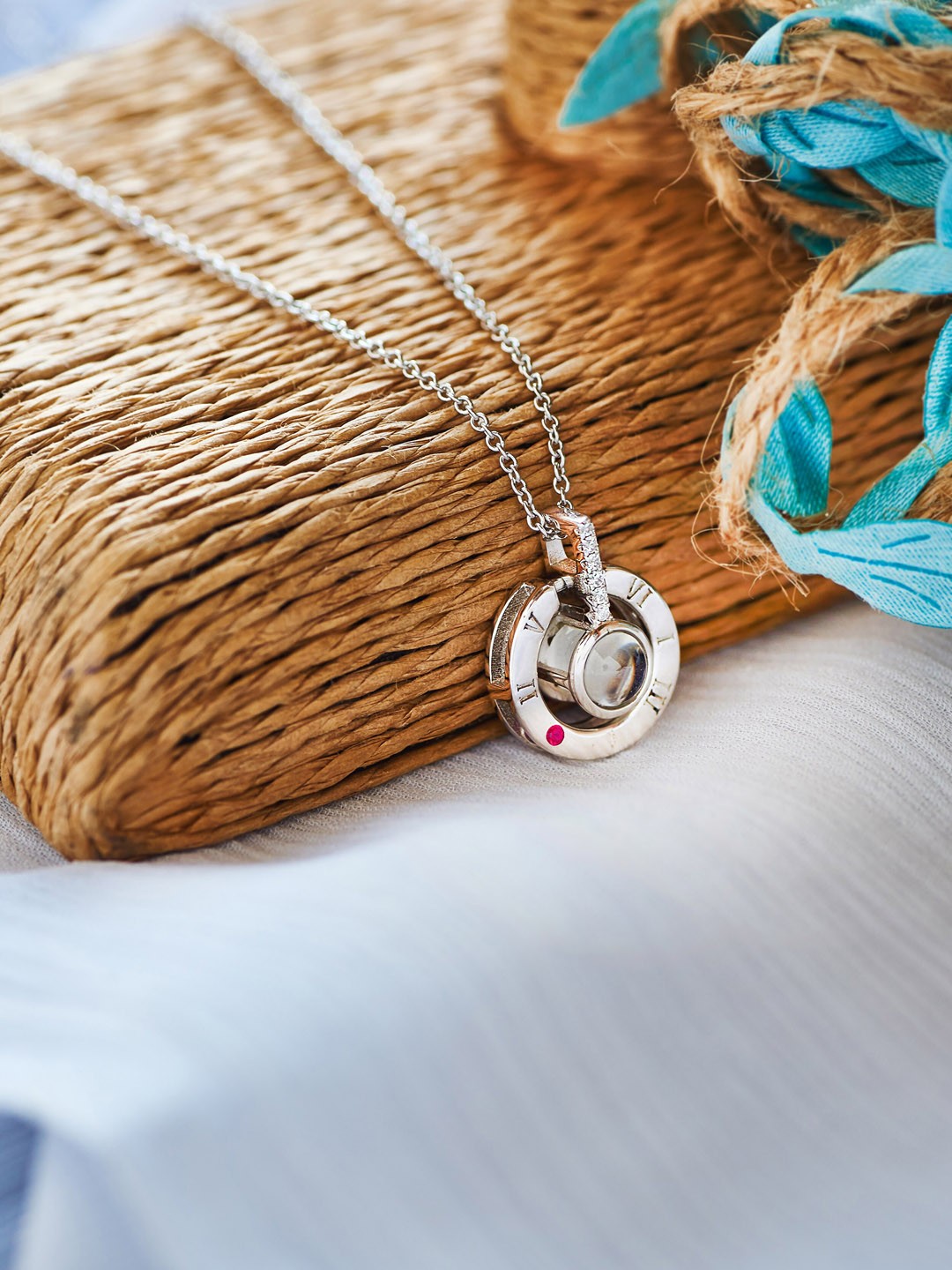 

SILBERRY Silver Rhodium-Plated Roman Love Pendant with Chain
