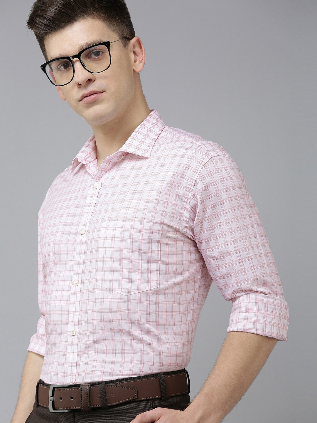 

Park Avenue Men White & Red Slim Fit Checked Pure Cotton Formal Shirt