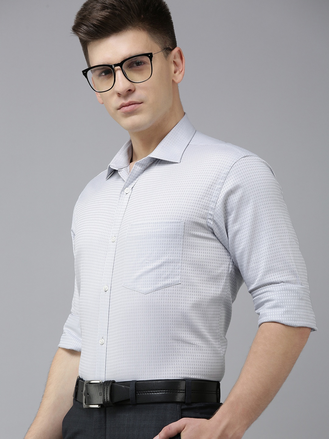 

Park Avenue Men Grey Slim Fit Geometric Opaque Self Design Pure Cotton Formal Shirt