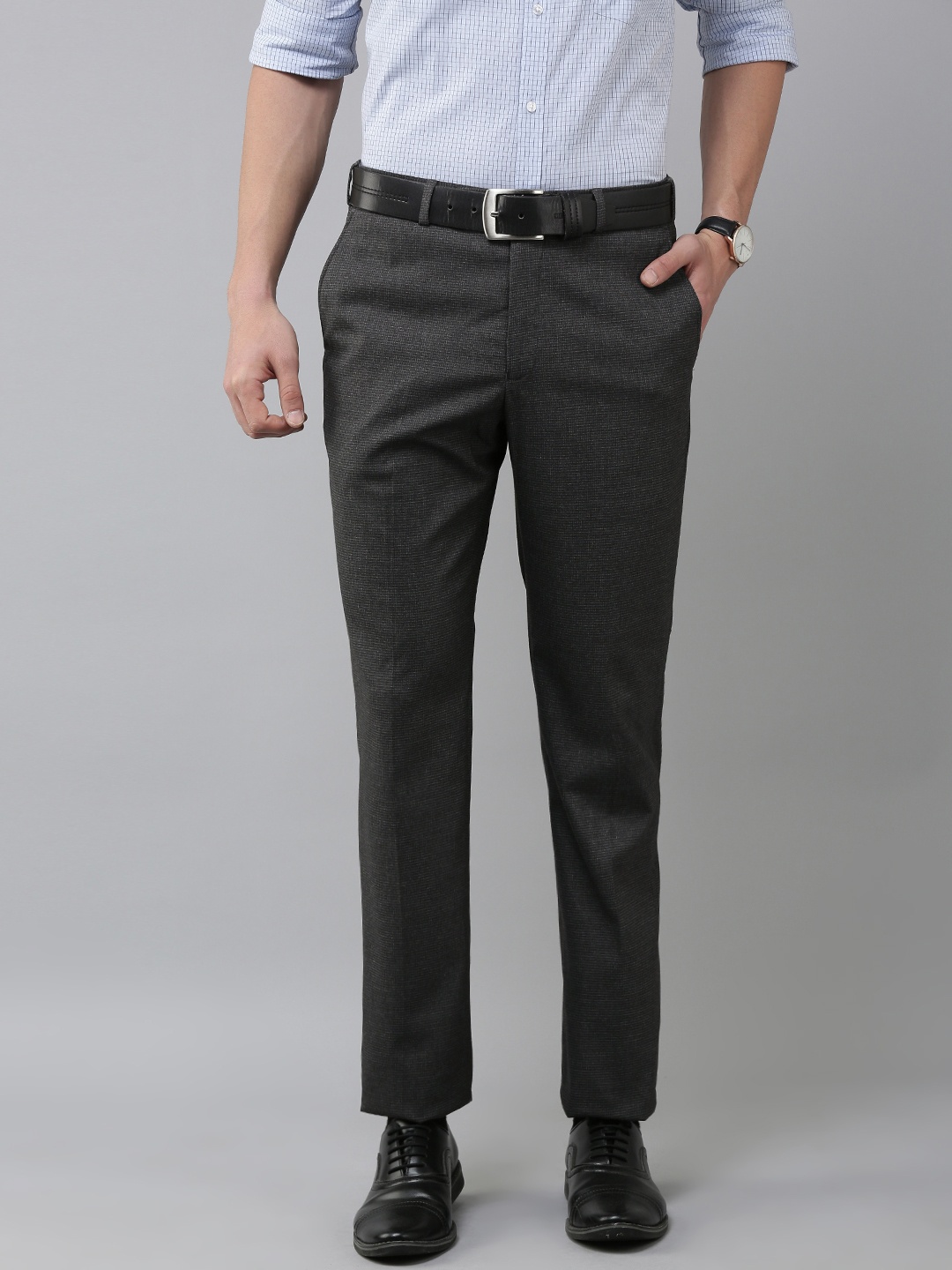 

Park Avenue Men Grey Checked Smart Fit Formal Trousers
