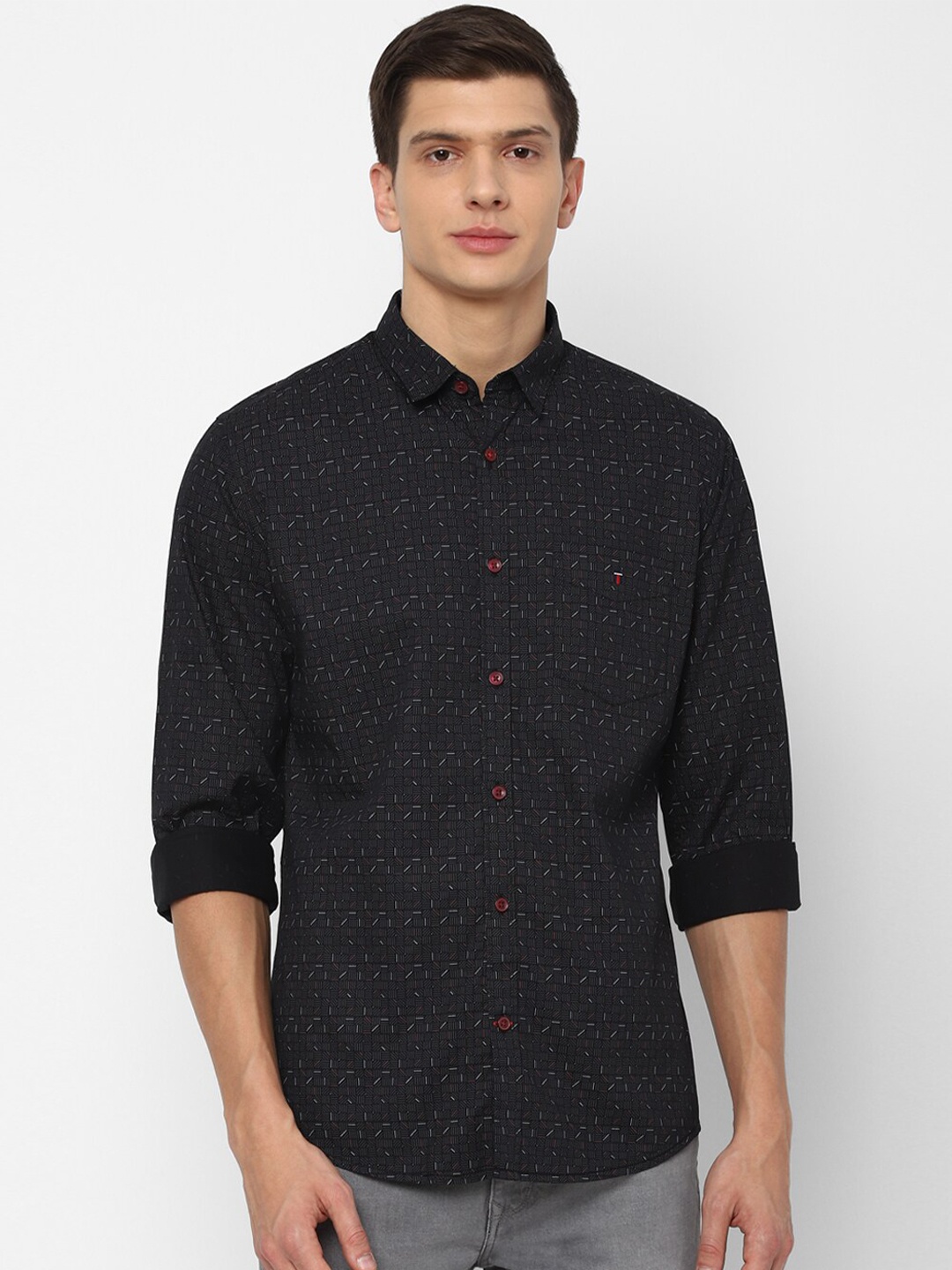 

Louis Philippe Sport Men Black Slim Fit Printed Pure Cotton Casual Shirt