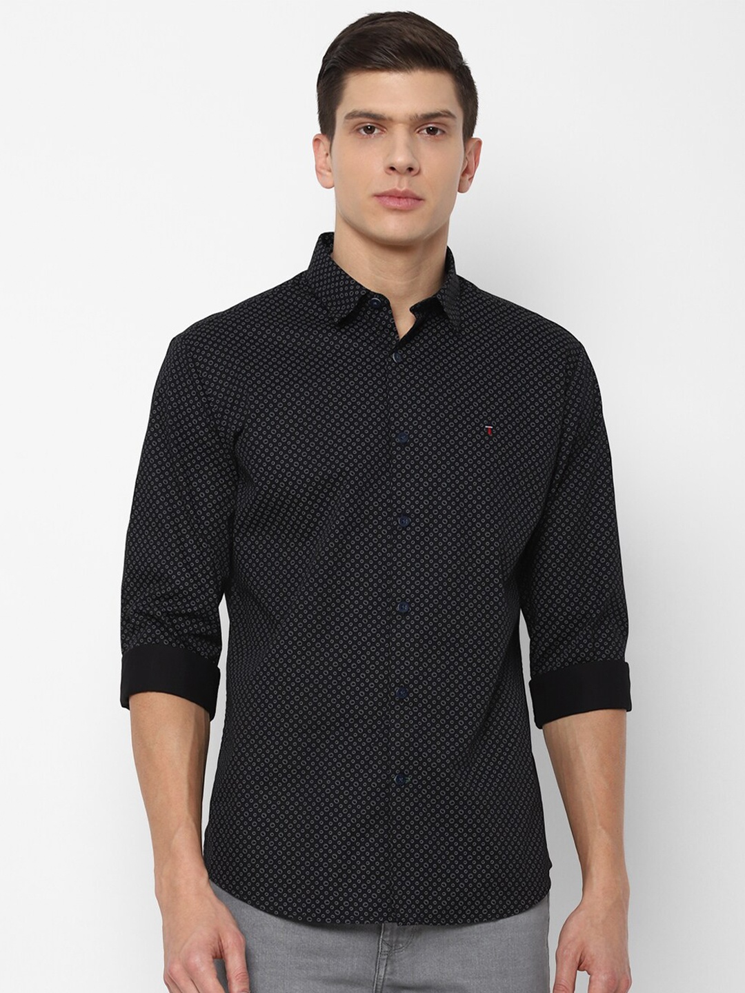 

Louis Philippe Sport Men Black Slim Fit Printed Cotton Casual Shirt