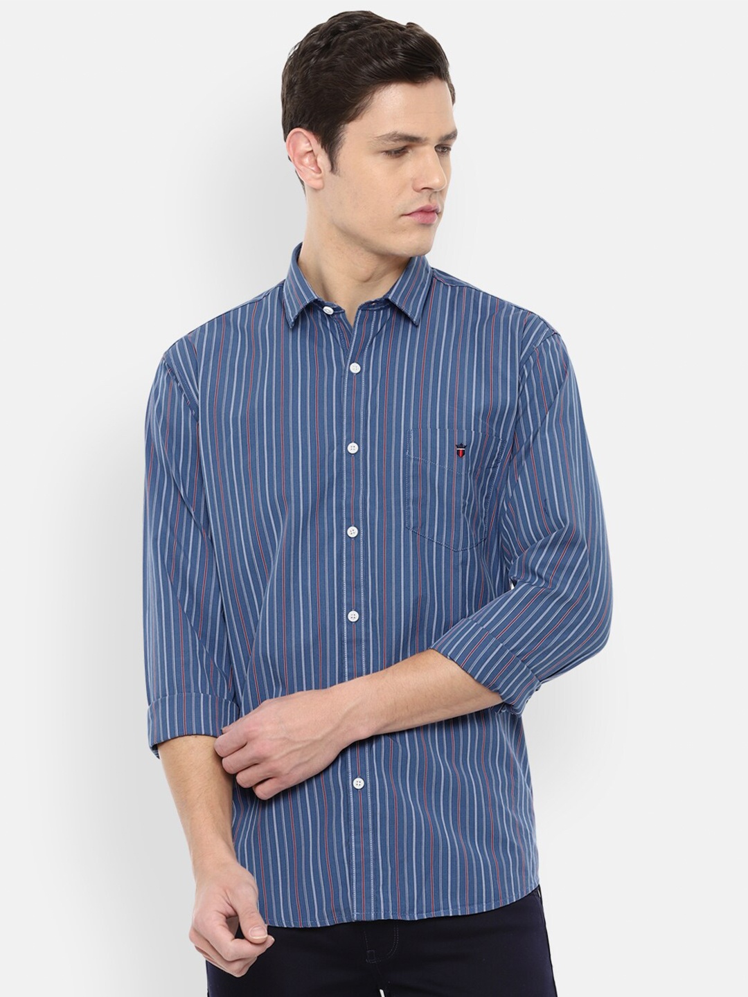 

Louis Philippe Sport Men Blue Slim Fit Striped Cotton Casual Shirt