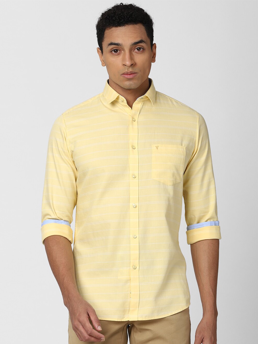 

Van Heusen Sport Men Yellow & White Slim Fit Horizontal Stripes Pure Cotton Casual Shirt