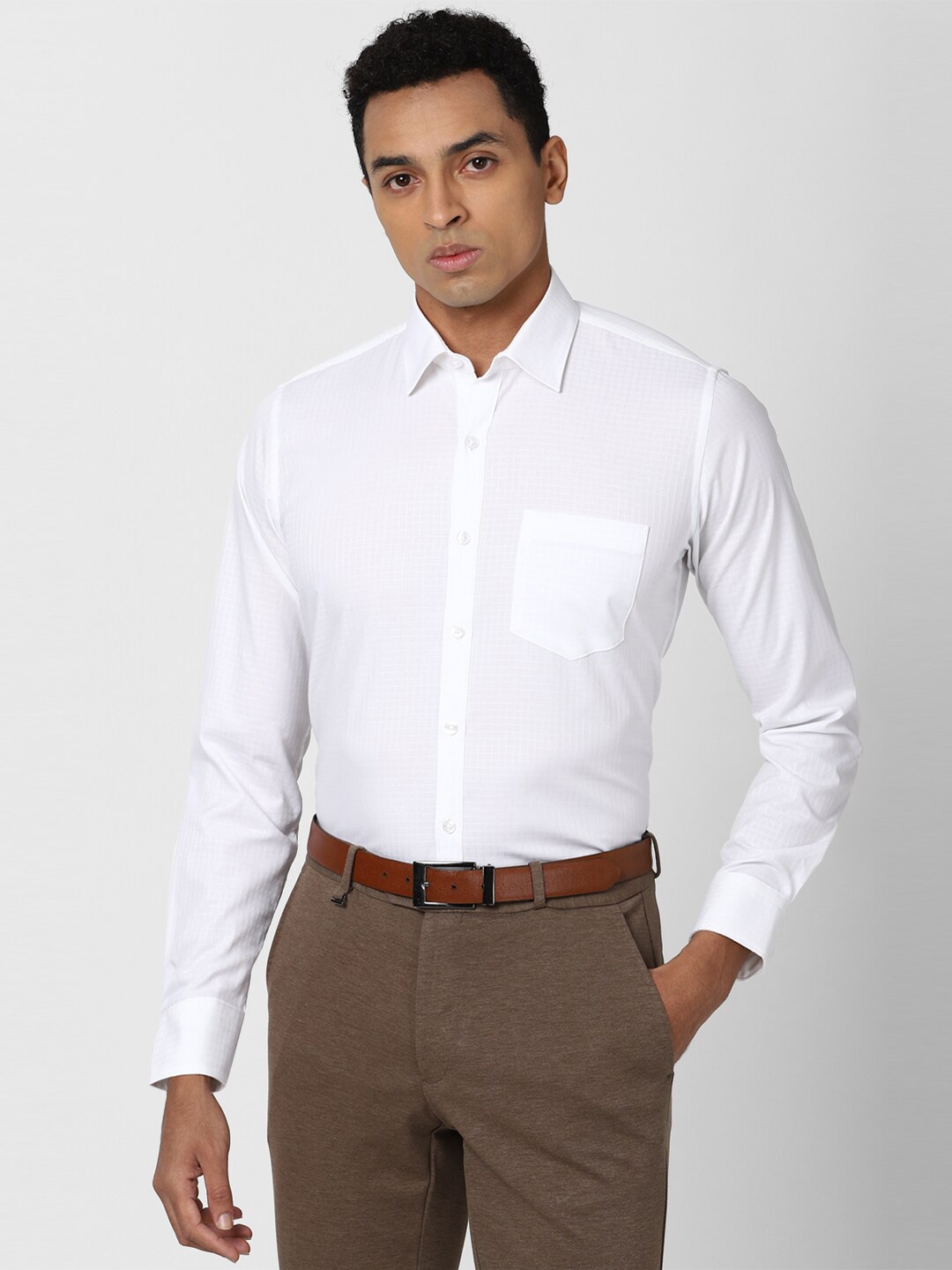 

Van Heusen Men White Slim Fit Formal Shirt