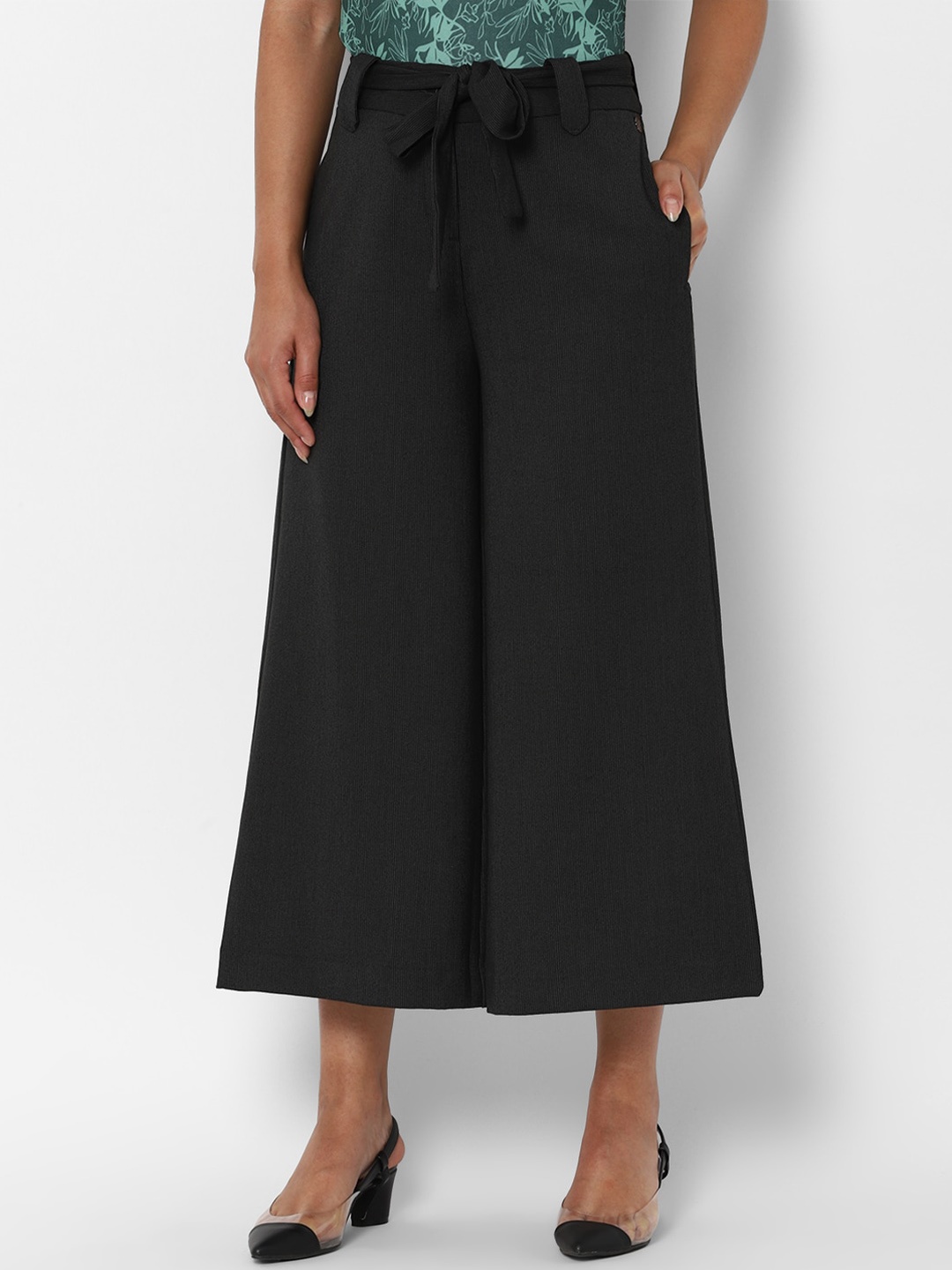 

Allen Solly Woman Grey Culottes Trousers