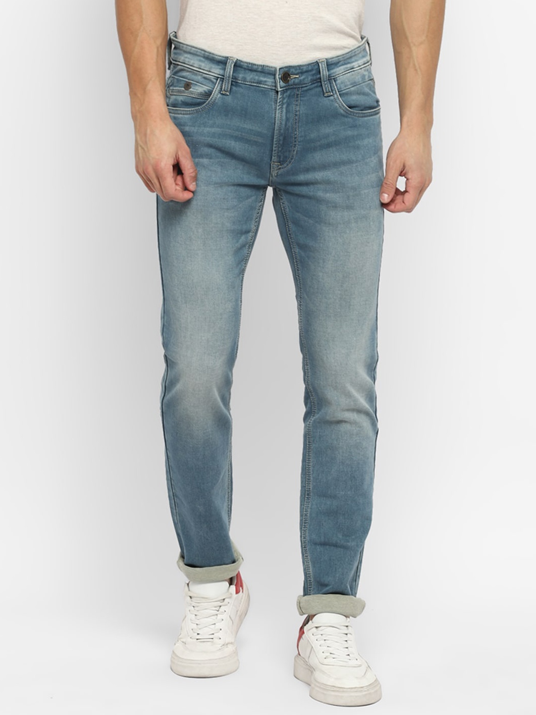 

Turtle Men Blue Narrow Tapered Fit Heavy Fade Jeans