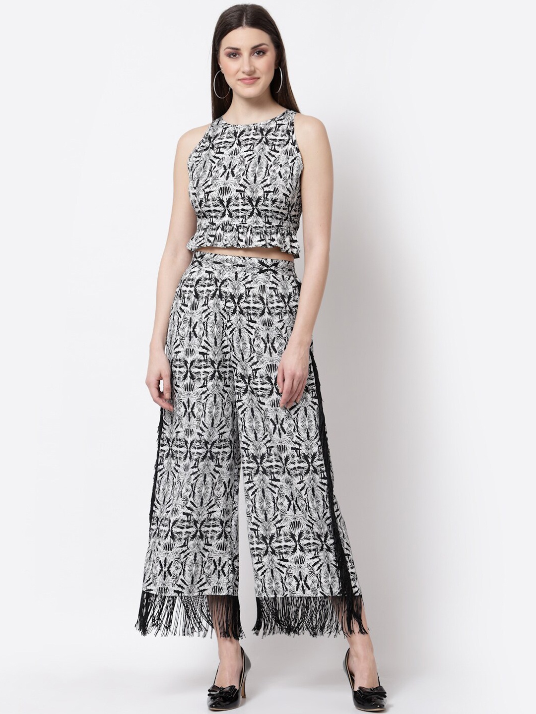 

BLANC9 Women Black & White Printed Fringed Co-Ord Set