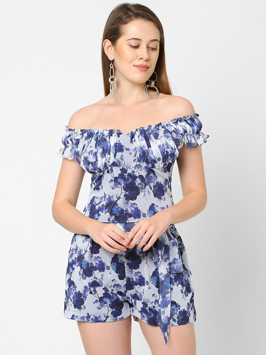 

MISH Women Blue & White Printed Top With Shorts