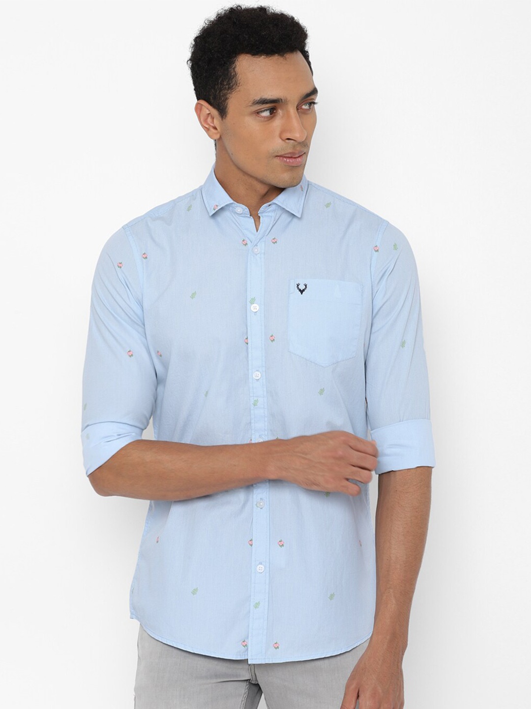 

Allen Solly Sport Men Blue Floral Printed Regular Fit Cotton Casual Shirt