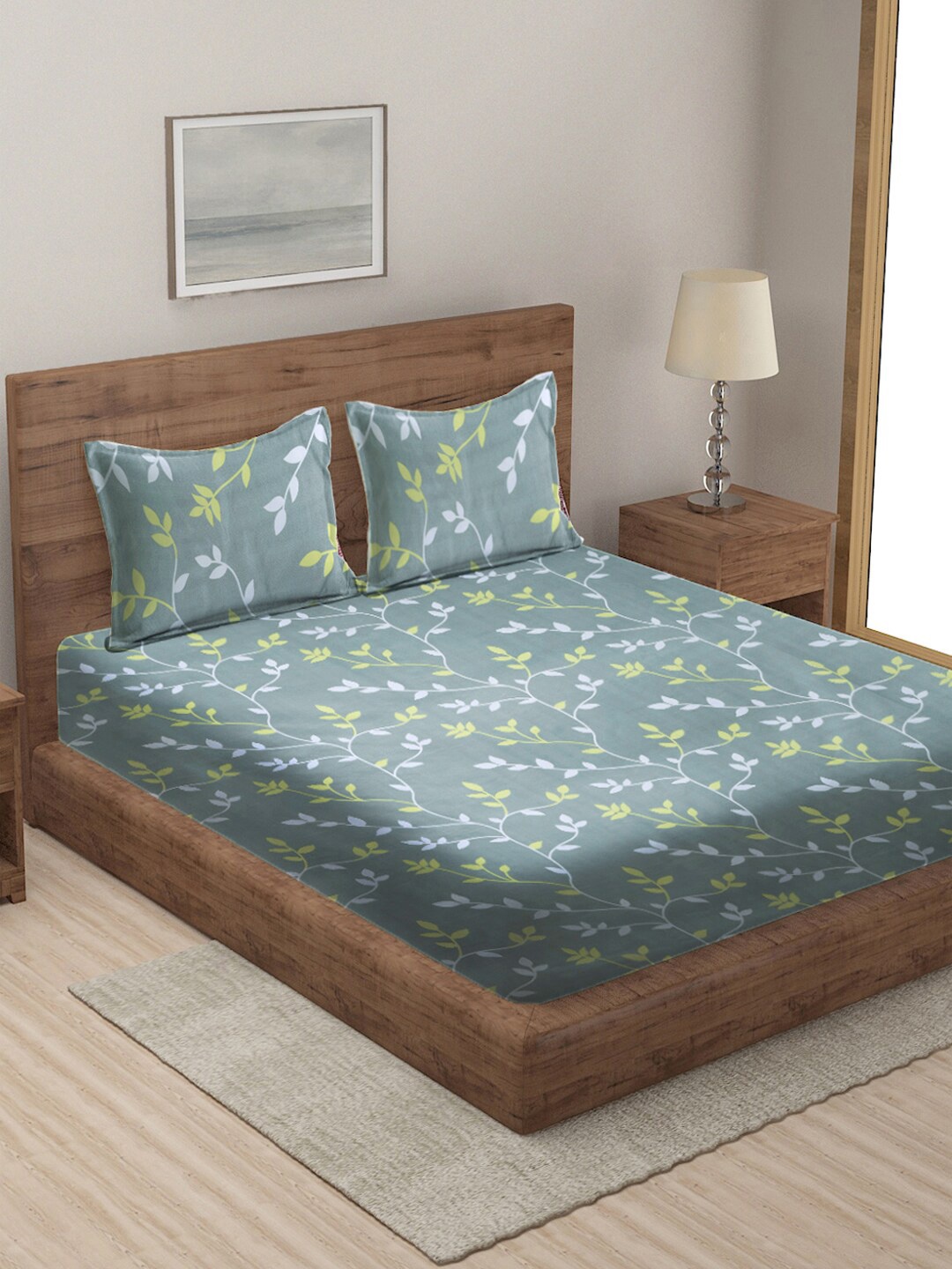 

KLOTTHE Green & White Floral 210 TC King Bedsheet with 2 Pillow Covers