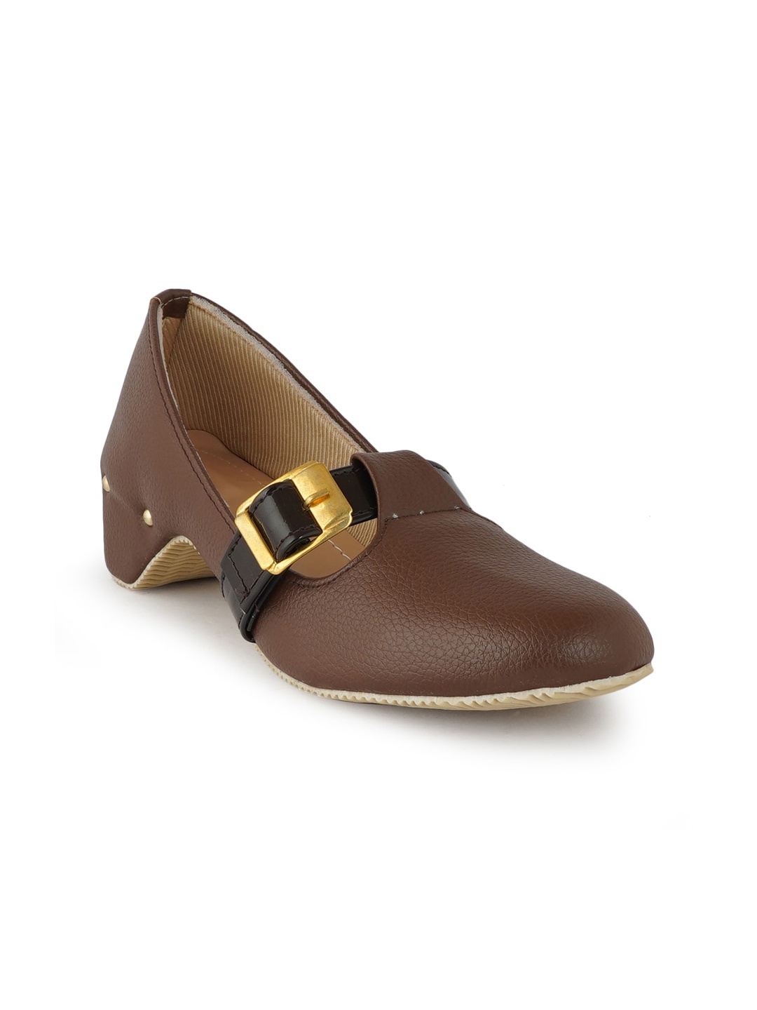 

Walkfree Women Brown Ballerinas with Bows Flats