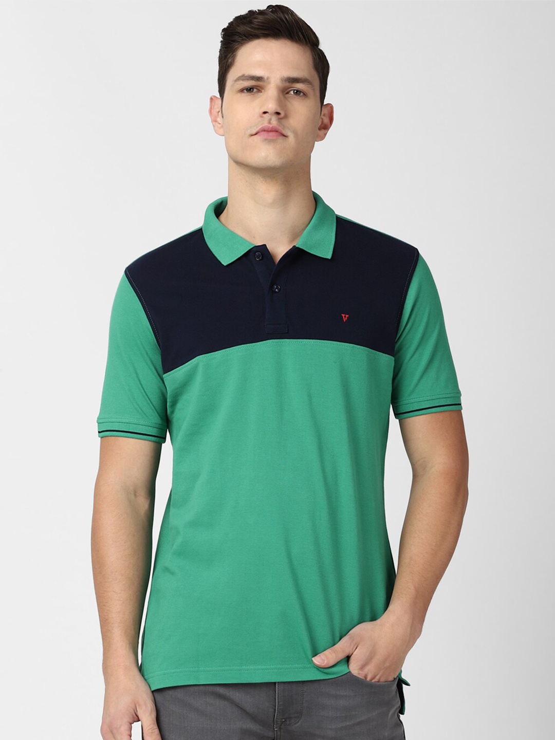 

Van Heusen Sport Men Green Colourblocked Cotton Polo Collar T-shirt