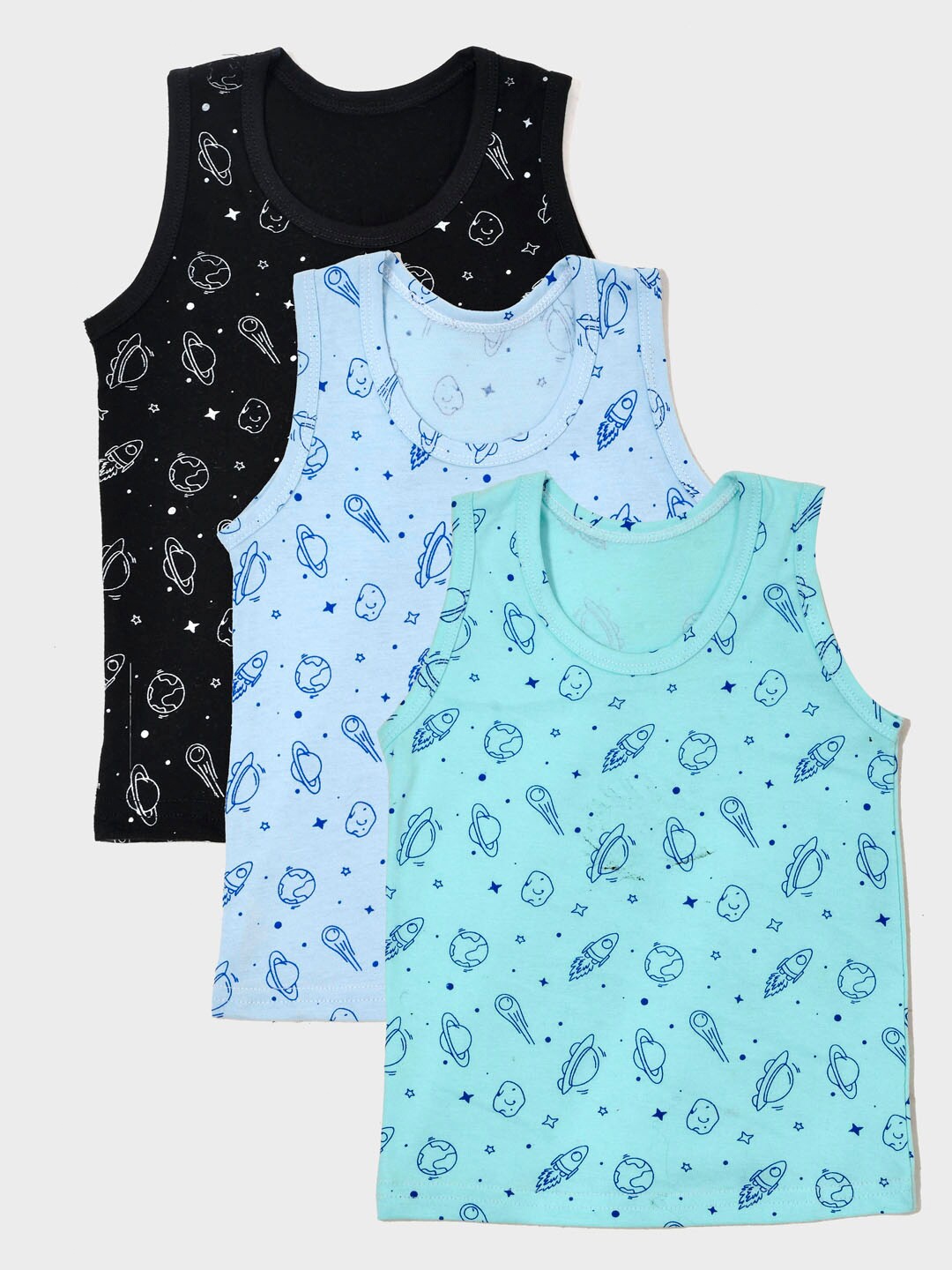 

YK Boys Black & Blue Pack of 3 Printed Cotton T-shirt