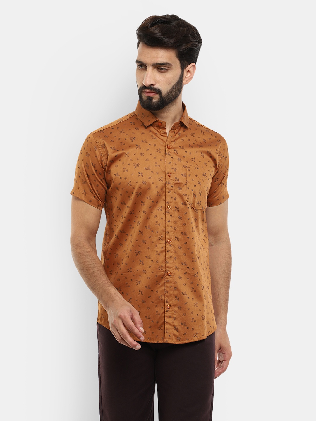 

V-Mart Men Brown Standard Floral Printed Cotton Casual Shirt