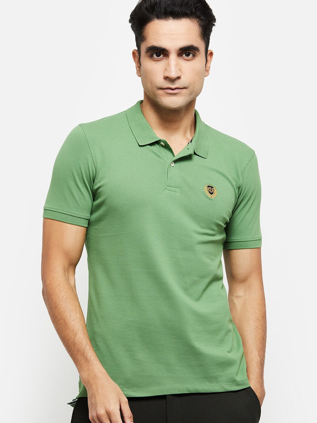 

max Men Green Polo Collar T-shirt