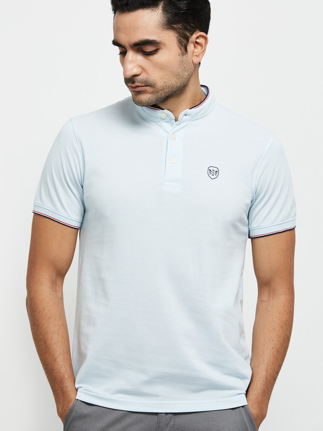 

max Men Blue Mandarin Collar T-shirt